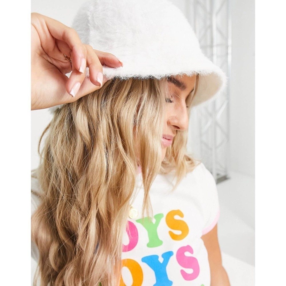 Cream White Angora Style Soft Fluffy Bucket Hat